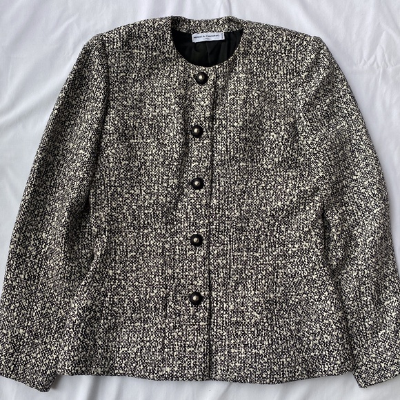 Mirella Cavorso black and white silk jacket, size 8 (?). - Picture 1 of 9